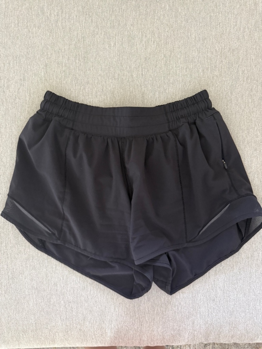 Lululemon 4 inch black short